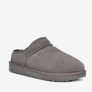 BRAND NEW UGG CLASSIC SLIPPER